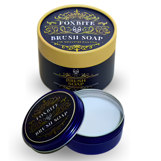 FOXBITE Brush Soap open tin with cleaning sponge and microfiber cloth