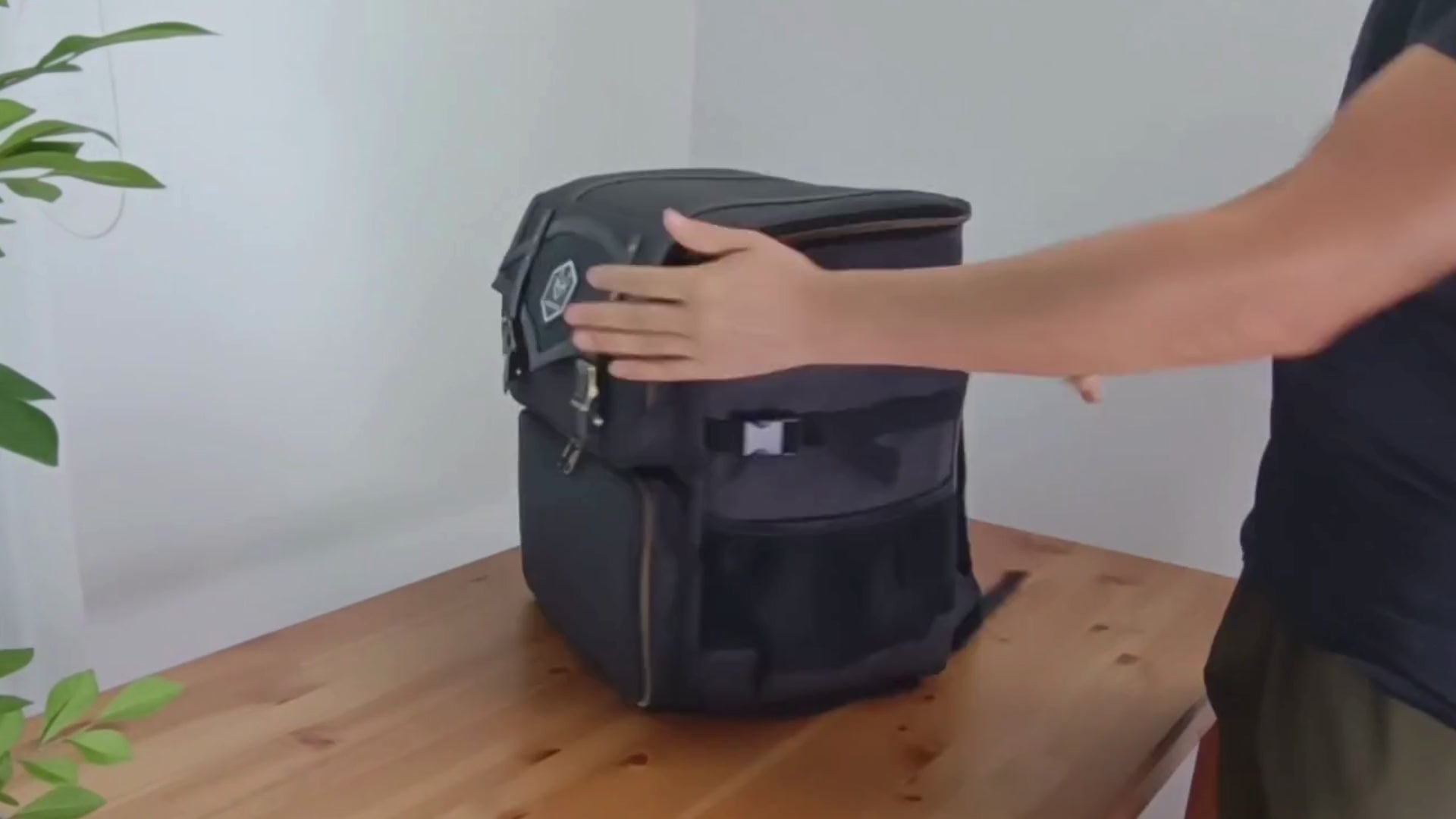 Backpack For Gaming and Miniature Painting – FOXBITE